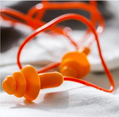 Bom preço. Segurança tampões de ouvido de silicone reutilizáveis com espuma PU de rebote lento para redução de ruído e cor personalizada on-line